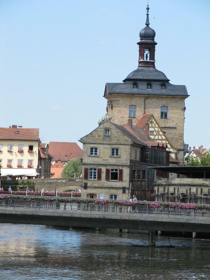 Apartment Abendstille Mit Balkon Und Tg Bamberg Eksteriør bilde